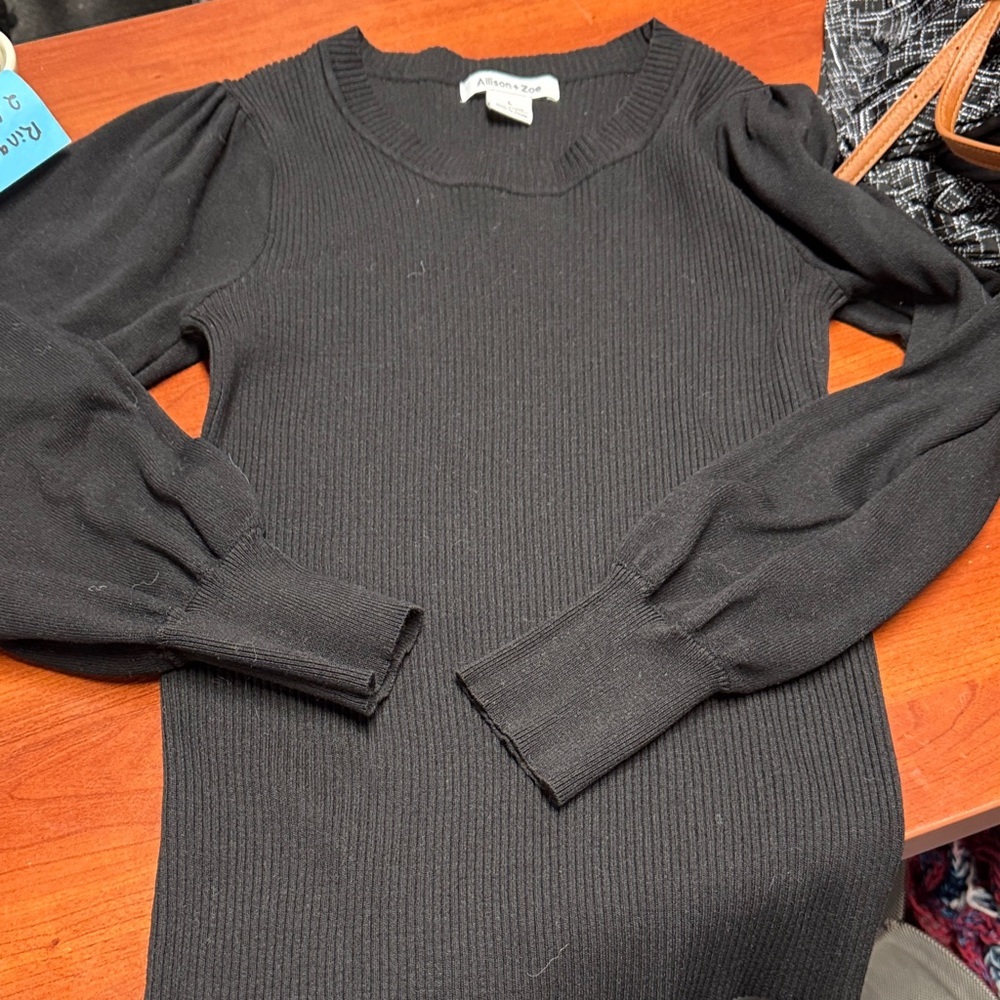Allison + Zoe knit top L // 011522
